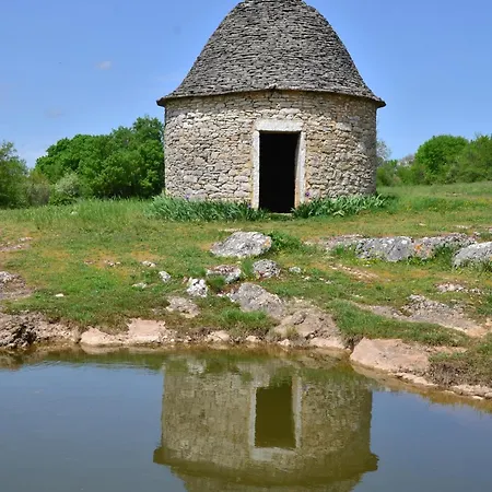 La Maisonnette Sidonie De Ganil Vakantiehuis
